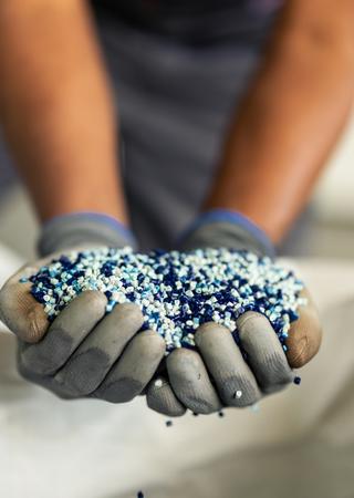 Microplastiche, reporting e consapevolezza ambientale